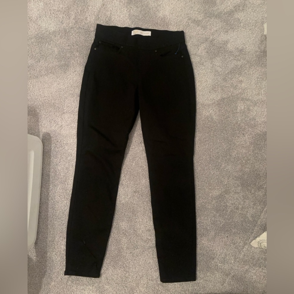 black jeggings
